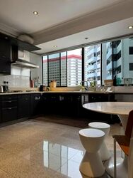 Elizabeth Tower (D9), Apartment #576521271
